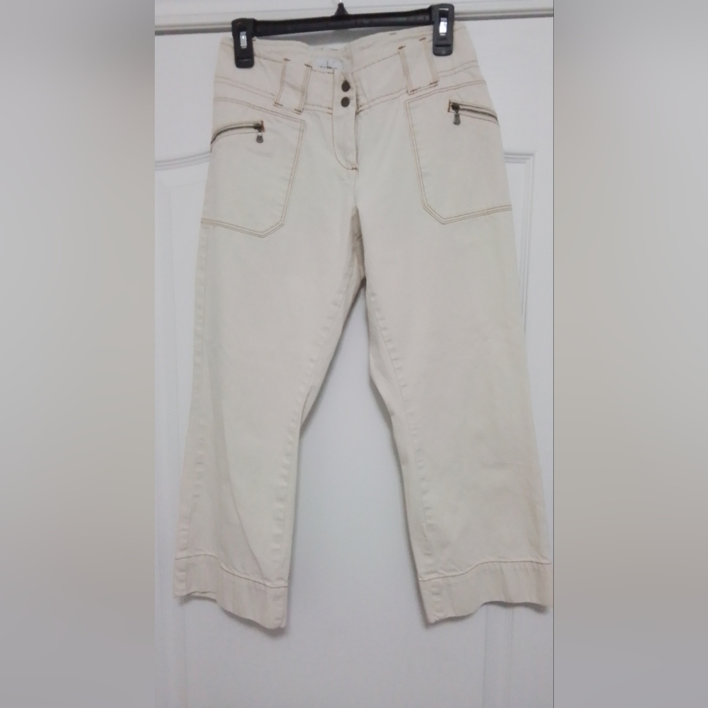 Calvin Klein Cream Colored Capri with Zipper Pockets